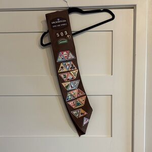 Girl Scouts USA Brown Sash with Patches